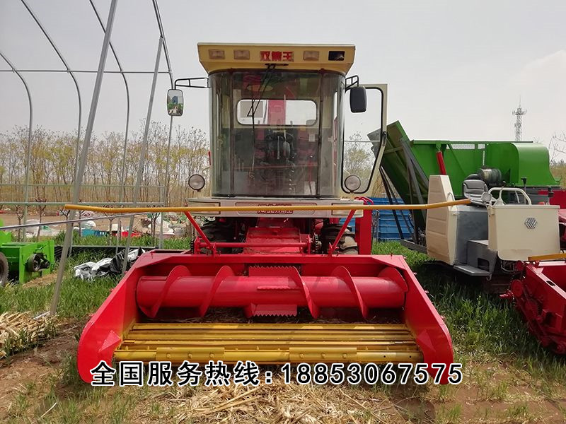 地滾dao式青儲(chǔ)機(jī)