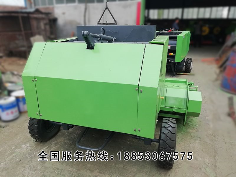 粉碎打捆機(jī)