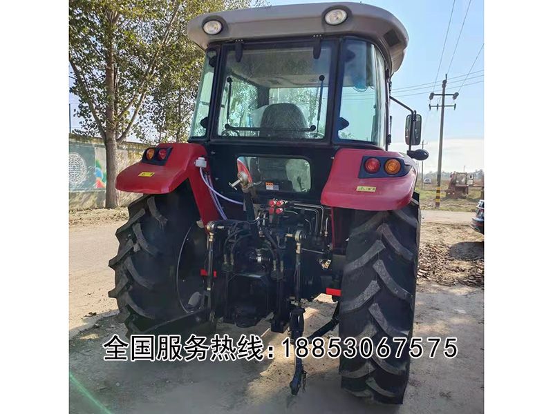 四驅(qū)大馬力農(nóng)用拖拉機